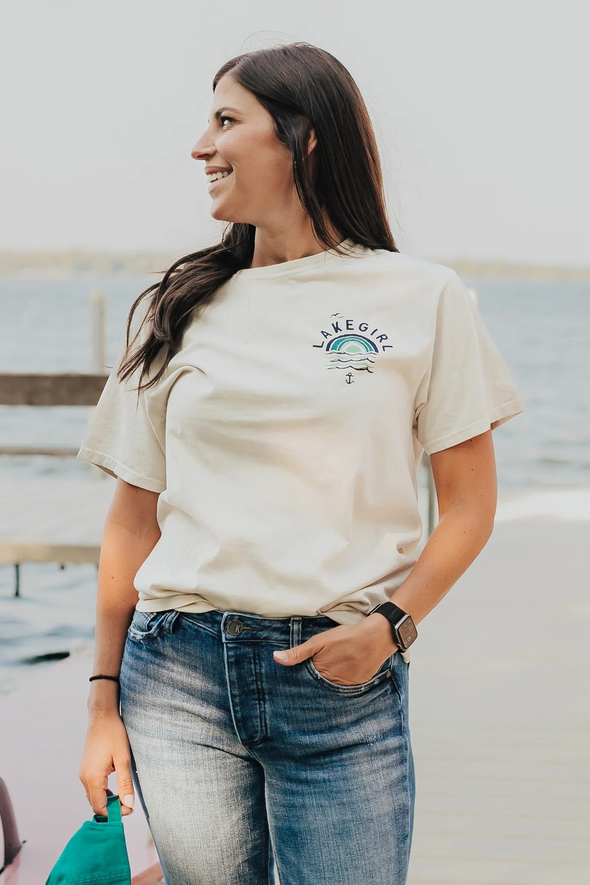 Lakegirl Setting with Anchor Cappuccino Ringspun Short Sleeve Tee